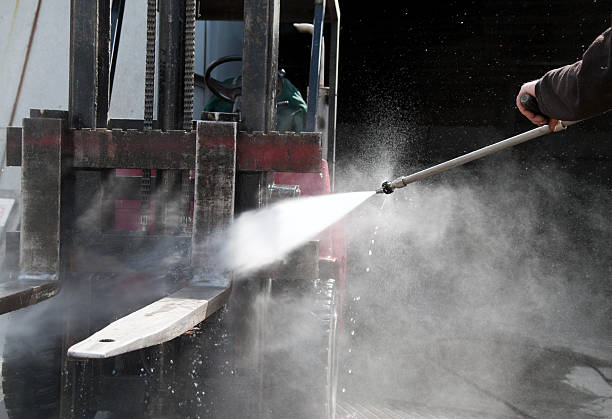 Best Deck Pressure Washing  in Carthage, MO